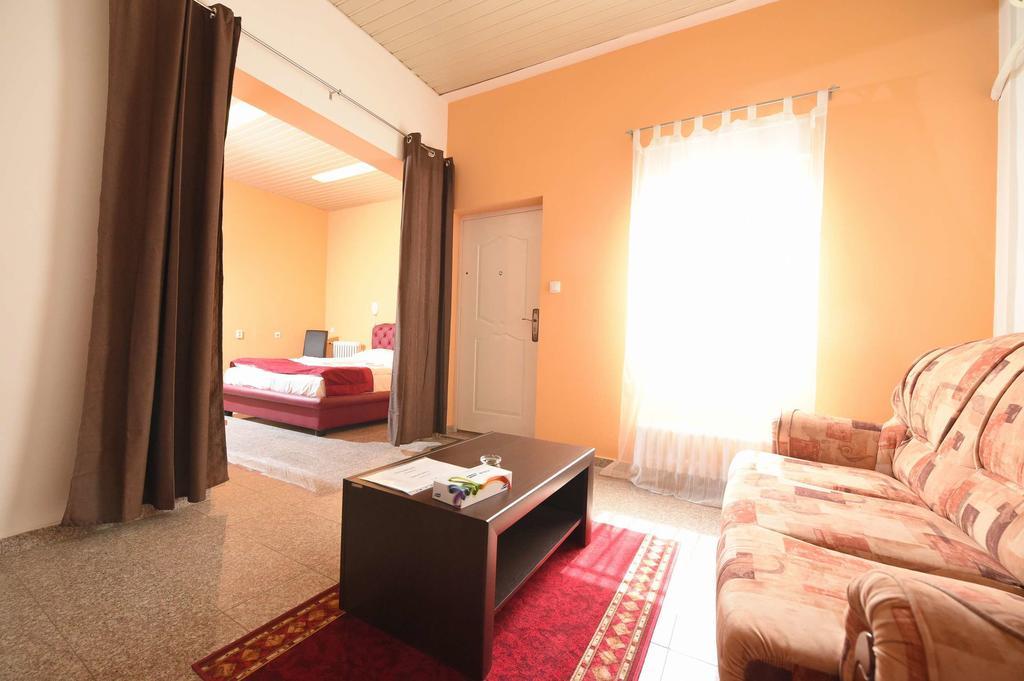 Apartment Inn Rooms Novi Sad Cameră foto