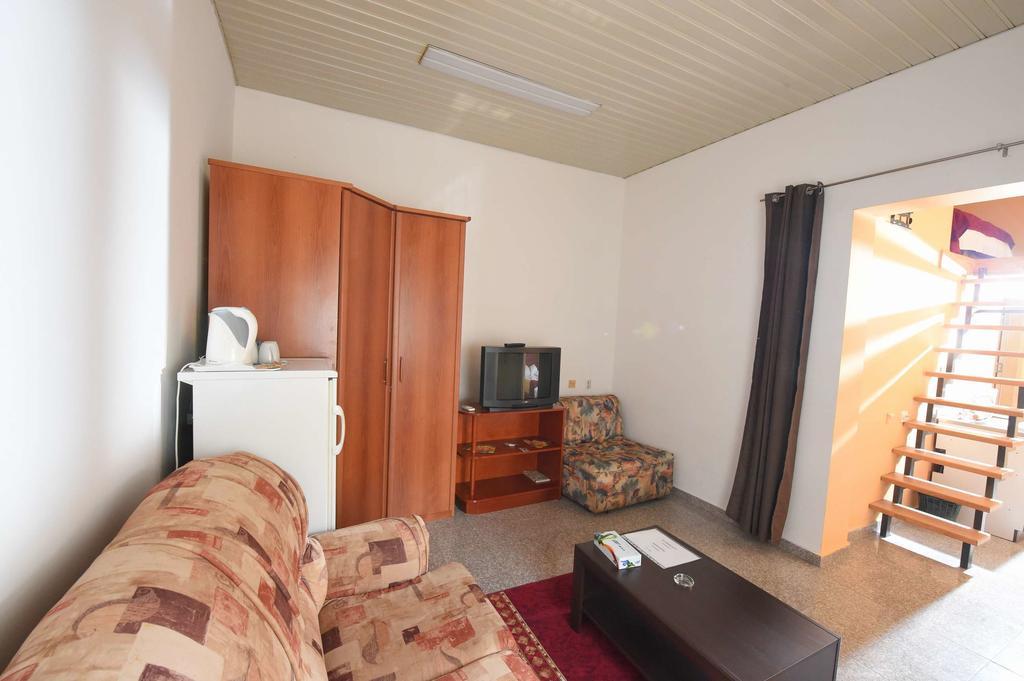 Apartment Inn Rooms Novi Sad Cameră foto