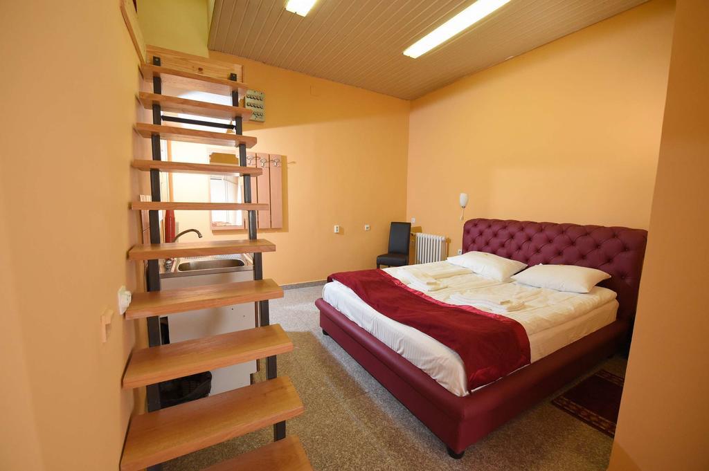 Apartment Inn Rooms Novi Sad Cameră foto